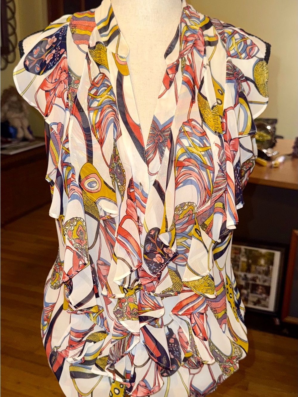 Ruffled V-Neck Multicolor Sleeveless Blouse
